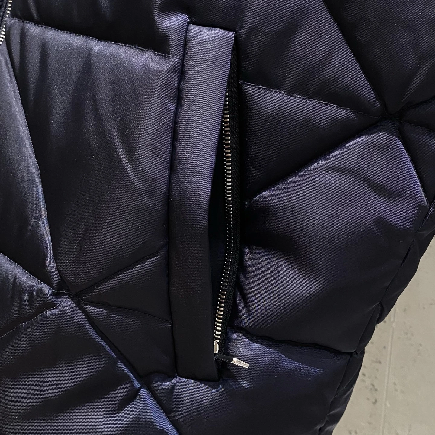 wg.luxury-- Pr141 Down jacket nylon item: E-F361J2017